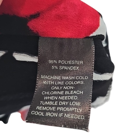 Floral Strapless Maxi Dress - Black and Red - Picture 4 of 4